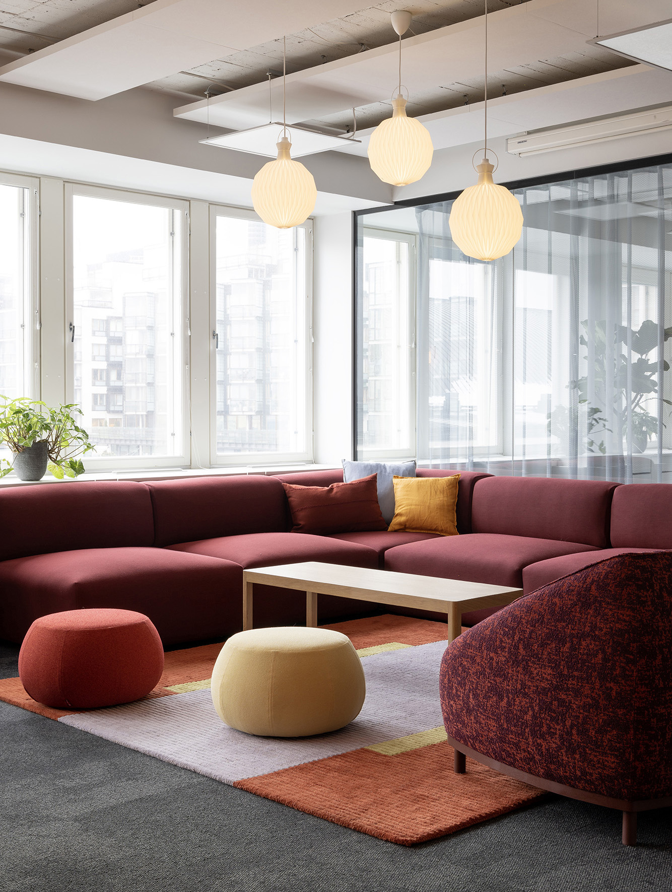 Howspace office design kitchen lounge