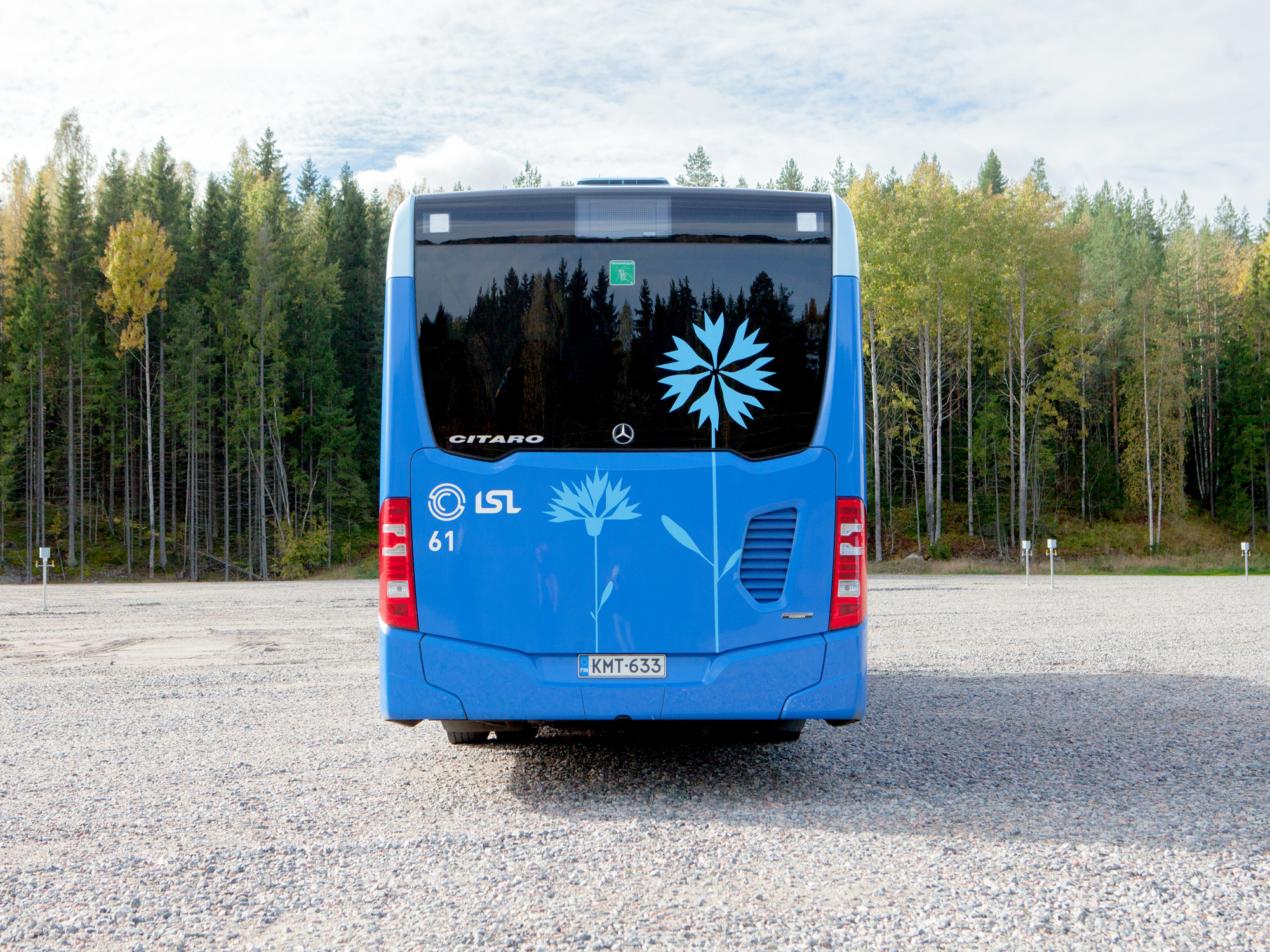 Lahden Seudun Liikenne bus Kaunokit back