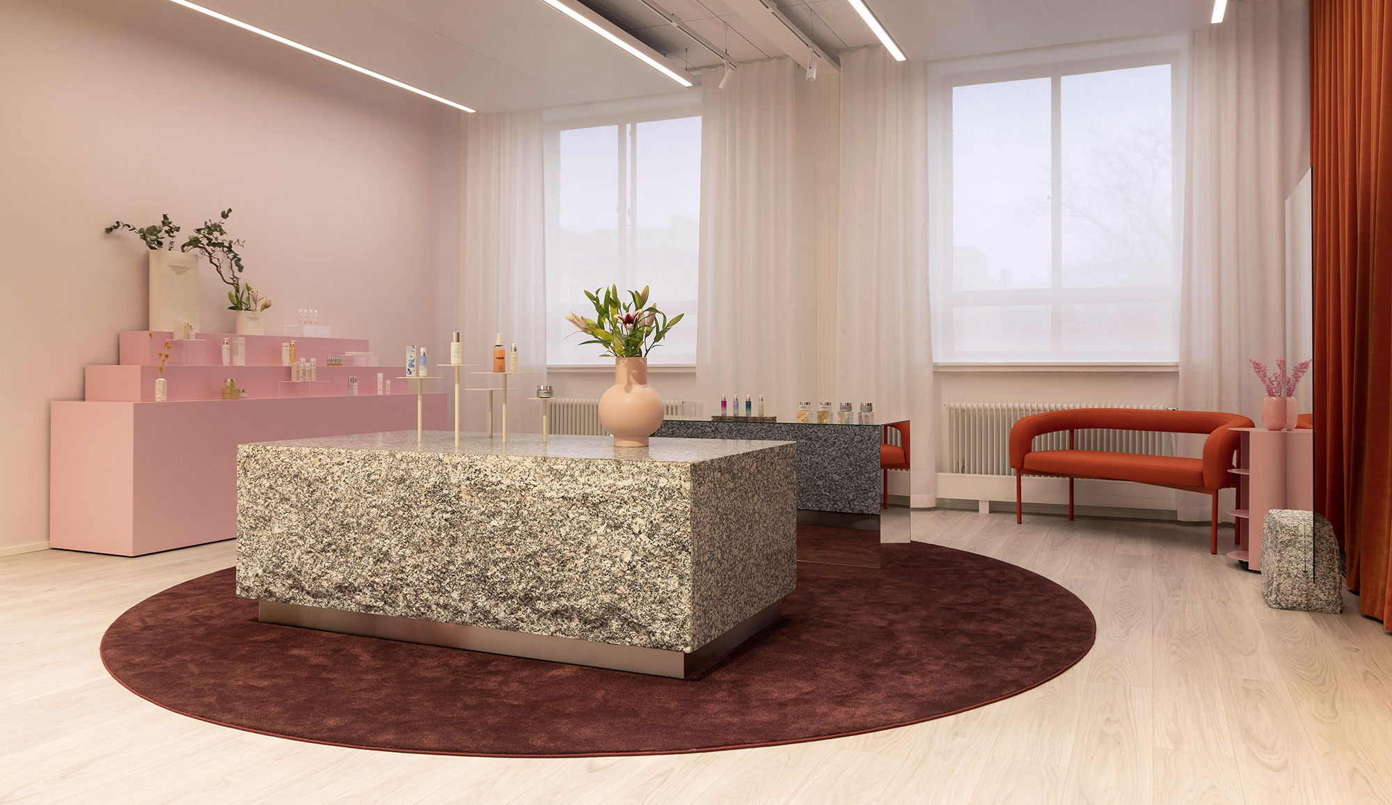 Oriflame showroom design rock podium space
