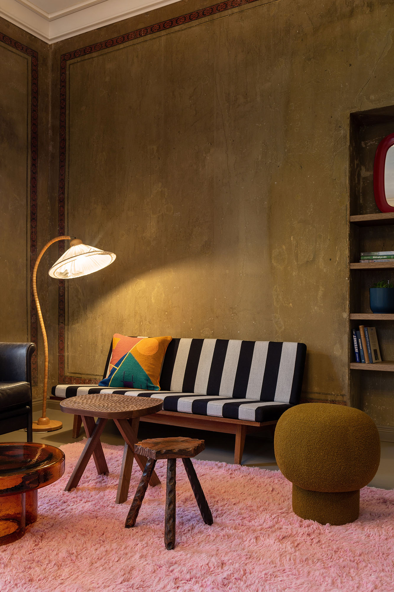 Puistokatu 4 science and hope center meeting room vintage sofa corner