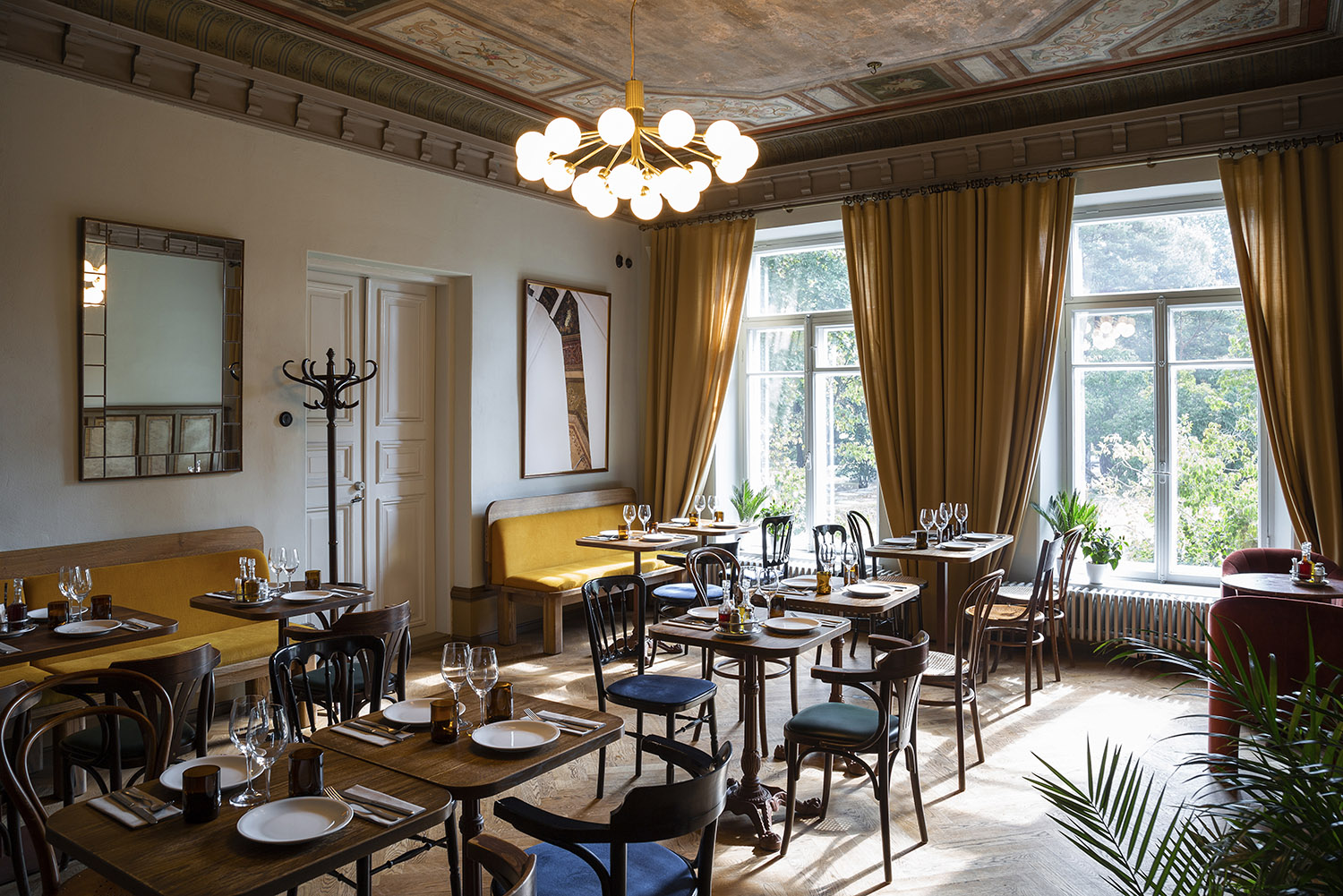 Restaurant Elm Puistokatu dining room
