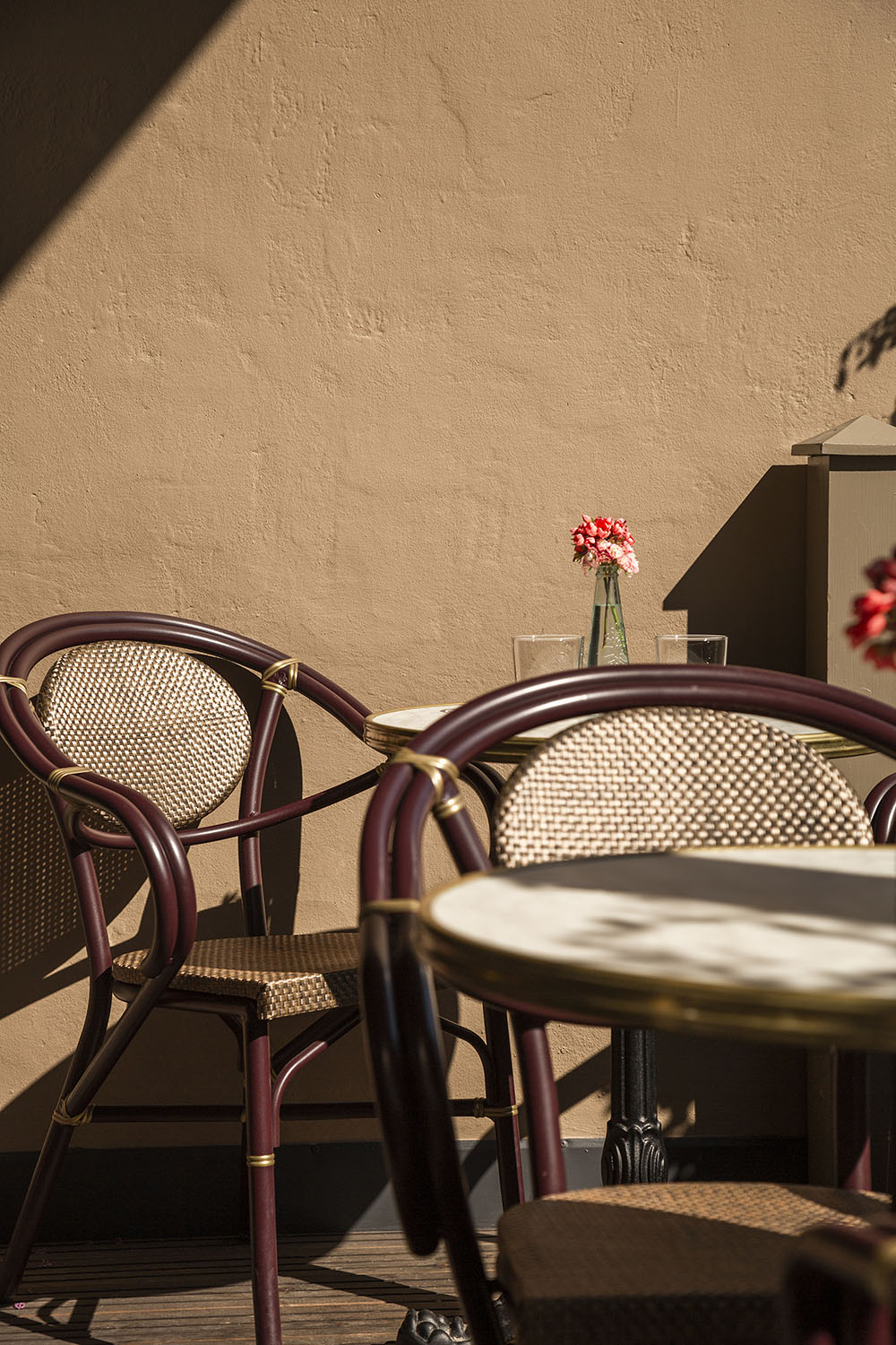 Restaurant Elm Puistokatu terrace chairs