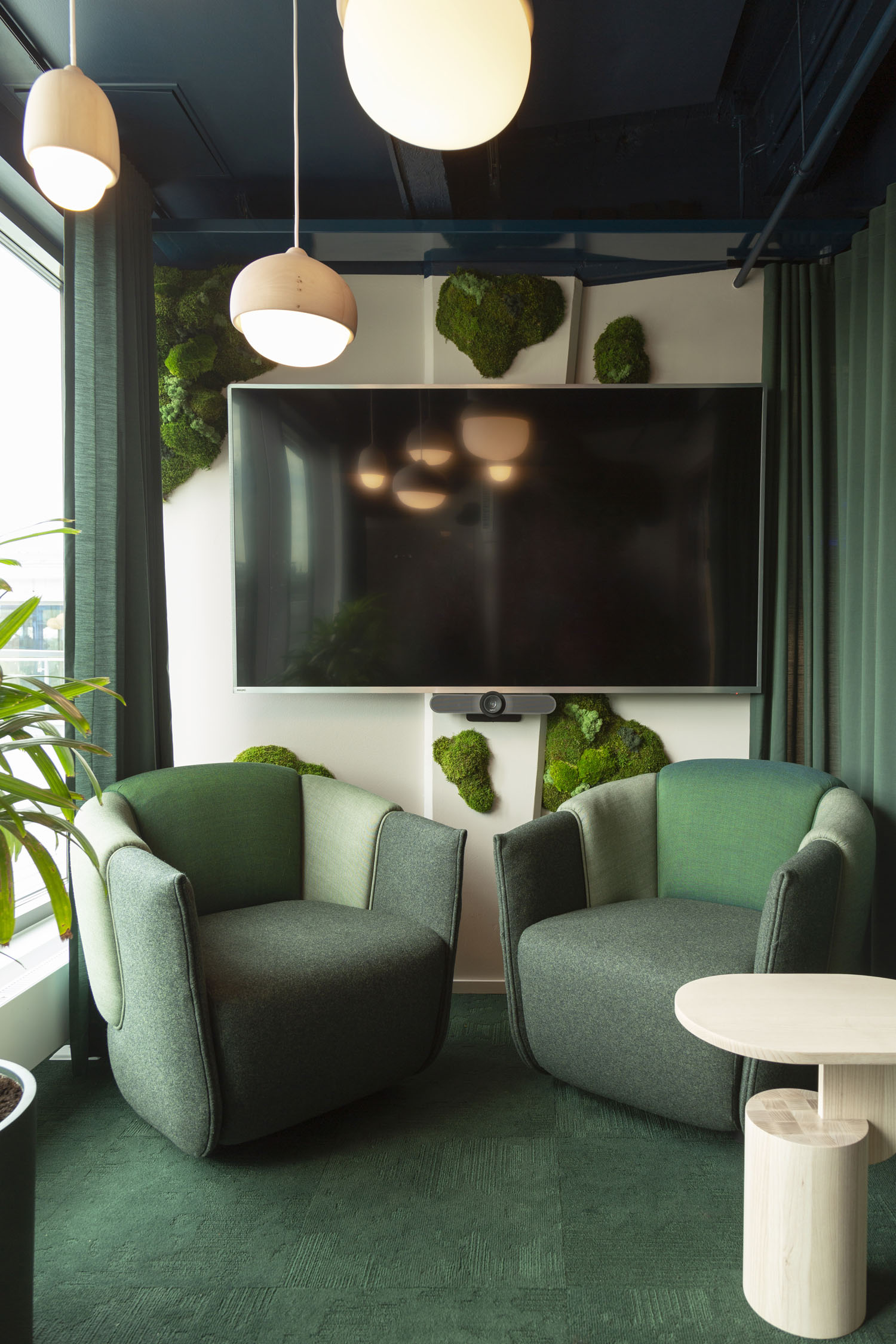 Supermetrics office meeting room zen moss green