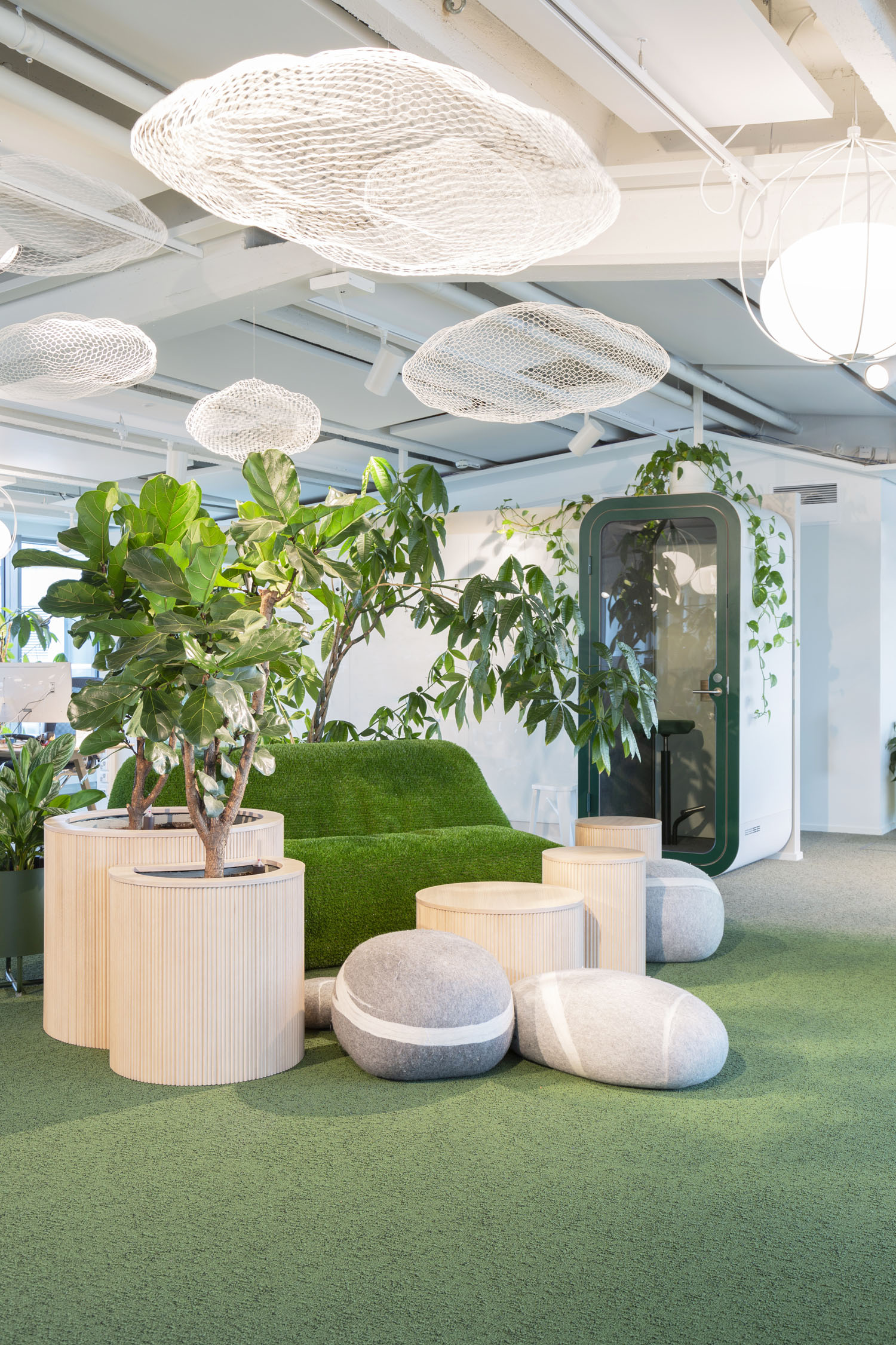 Supermetrics office workspace jungle lounge