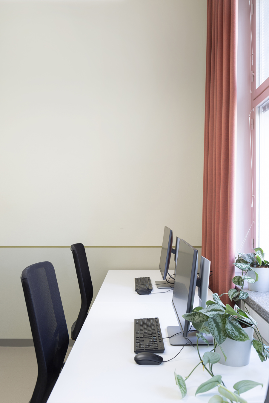 Urban3 coworking hub showroom office